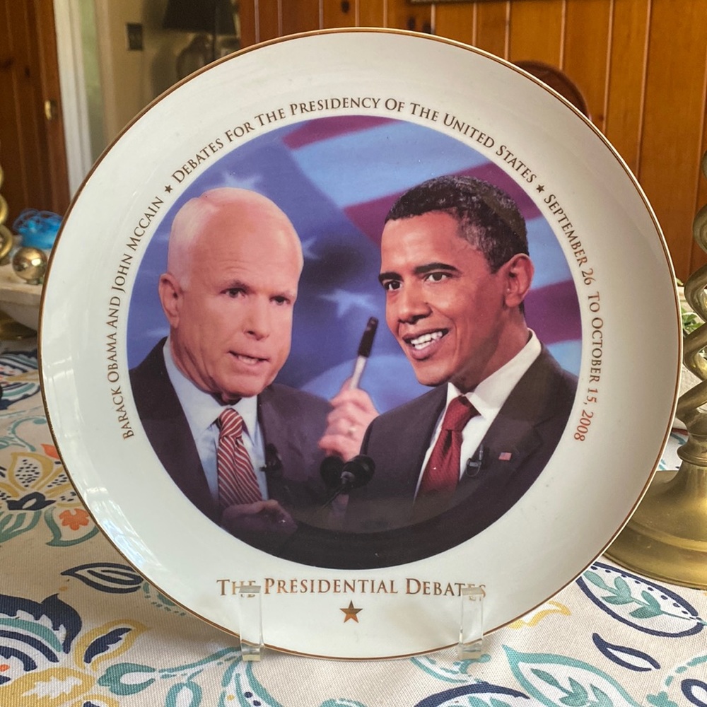 The American Historic Society Presidential Debate series plate. McCain& Obama